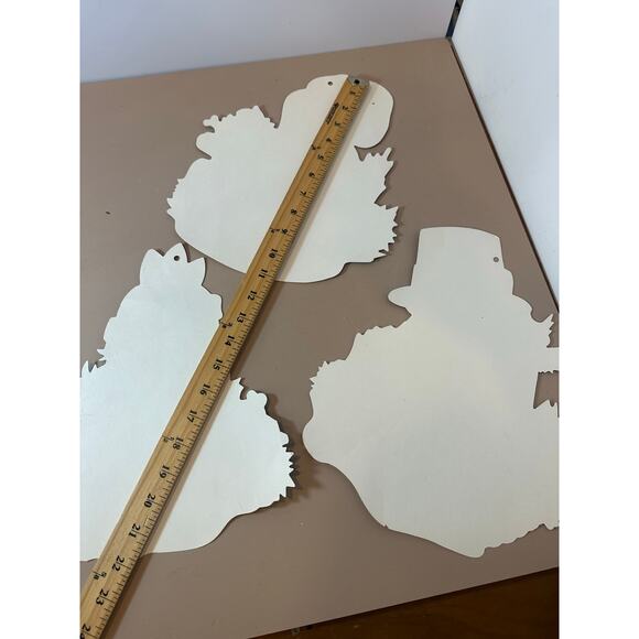 Lot of 3 Thanksgiving Die Cut Window Decorations Pilgrim Indian Beistle 1978 - Picture 9 of 9